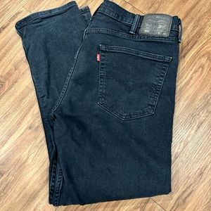 Men’s Dark Blue Tapered 502 Levi’s Jeans